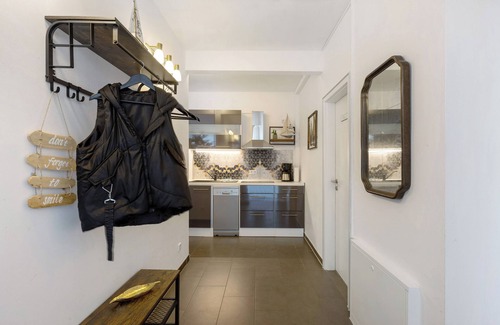 Mucheln Apartment | Apartment 'Seeperle - Marina Mücheln' with Lake View, Private Terrace and Wi-Fi