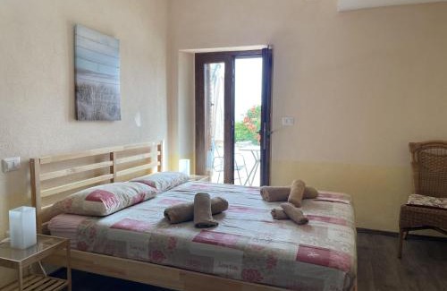 Cologna Spiaggia Apartment | Apartment Serrani-2 by Interhome