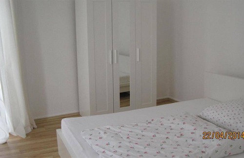 Celle Apartment | Apartment, shower, toilet, 2 bed rooms