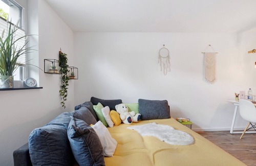 Orsingen-Nenzingen Apartment | Apartment 'Simona' with Shared Garden and Wi-Fi