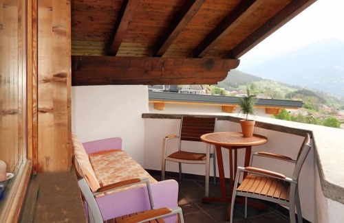 Grins Apartment | Apartment Siegele (GIT100) in Grins - 9 persons, 3 bedrooms