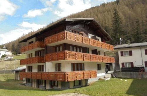 Saas Grund Apartment | Apartment Silberdistel by Interhome