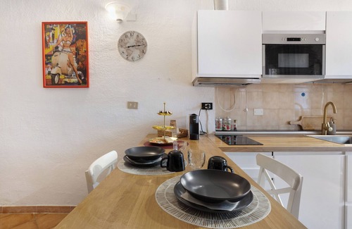 Corniglia Apartment | Apartment 'Silvia Nelle 5 Terre' with Private Terrace, Wi-Fi and Air Conditioning