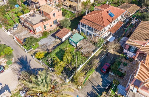 Alepou Apartment | Apartment 'Siora Anna' with Balcony, Wi-Fi and Air Conditioning