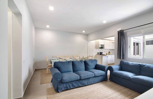 Sao Clemente Apartment | Apartment 'Skipper House' with Private Terrace and Wi-Fi