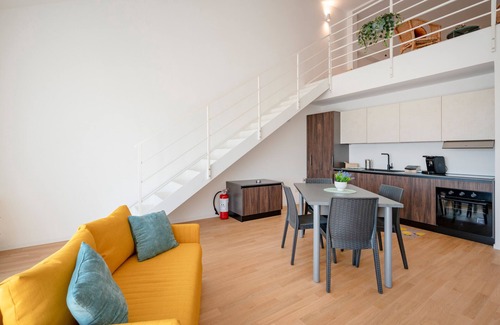 Municipio 1 Apartment | Apartment 'Sogno Di Mare' with Sea View, Wi-Fi and Air Conditioning