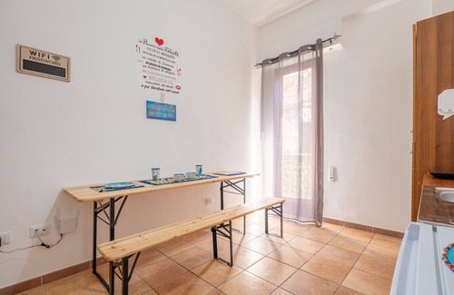 Casteldaccia Apartment | Apartment 'Sole e Amore' with Balcony, Wi-Fi and Air Conditioning