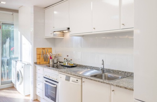 El Albir Apartment | Apartment 'Soleado Albir' with Shared Pool, Wi-Fi and Air Conditioning