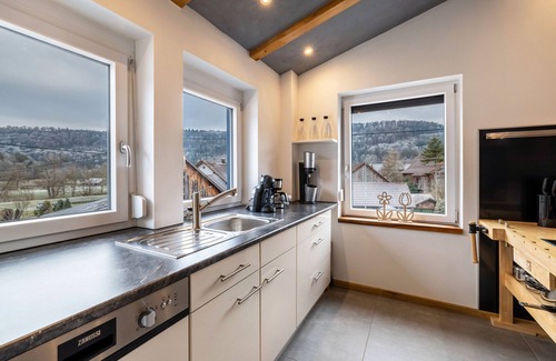 Sulzau Apartment | Apartment 'Sommers Idylle' with Shared Terrace and Wi-Fi