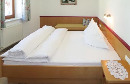 Zillertal Apartment | Apartment Sonne-4 by Interhome