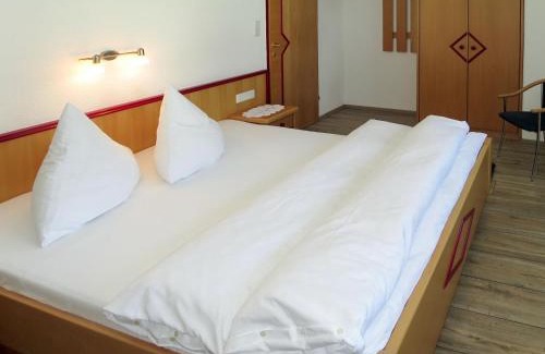 Zillertal Apartment | Apartment Sonne-4 by Interhome