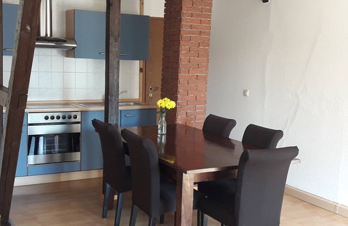 Vetschau/Spreewald Apartment | Apartment 'Storchennest' with Shared Garden and Wi-Fi