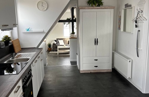 Winsen an der Aller Apartment | Apartment 'Stern' with Private Terrace, Balcony and Wi-Fi