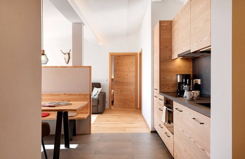 Collalbo Apartment | Apartment 'Stodlzauber' with Mountain View, Shared Garden and Wi-Fi
