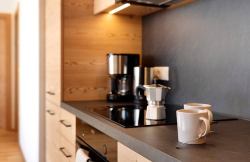 Collalbo Apartment | Apartment 'Stodlzauber' with Mountain View, Shared Garden and Wi-Fi