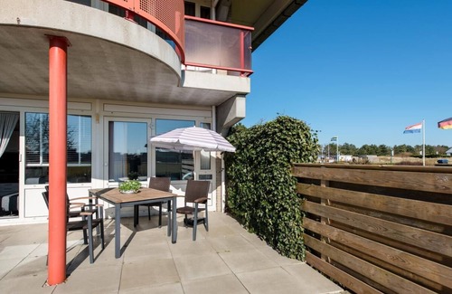 Municipality of Ameland Apartment | Apartment Strandbur 4 on the ground floor on the sunny south side - pets welcome
