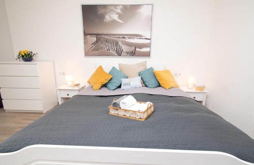 Norddeich Apartment | Apartment Strandmuschel by Interhome