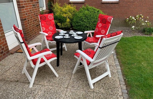 Norddeich Apartment | Apartment Strandmuschel by Interhome