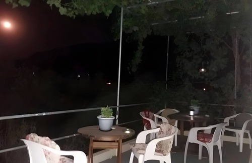 Panormos Apartment | Apartment 'Studio 1' with Mountain View, Wi-Fi and Air Conditioning