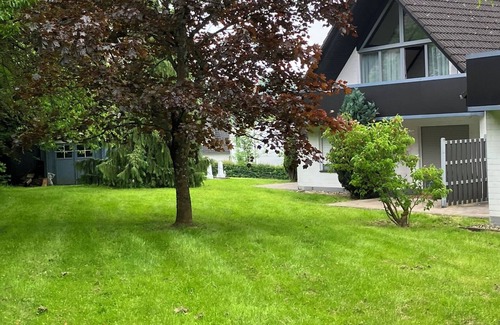 Allagen Apartment | Apartment 'Studiowohnung' with Private Terrace, Shared Garden and Wi-Fi