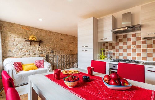 Baunei Apartment | Apartment 'Su Staulu Nou' with Wi-Fi and Air Conditioning