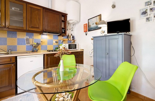 Silves Apartment | Apartment "Sunny Algarve Family Friendly" with Shared Pool & Wi-Fi