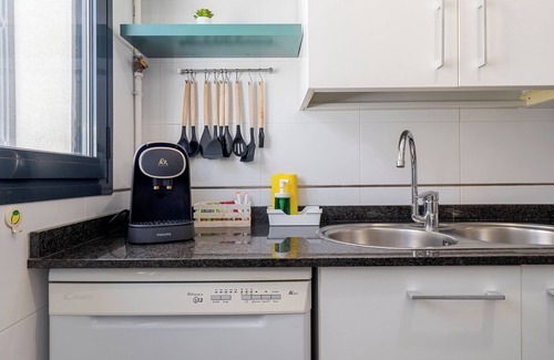 El Vendrell Apartment | Apartment 'Sunset- Spa and Bbq' with Sea View, Wi-Fi and Air Conditioning