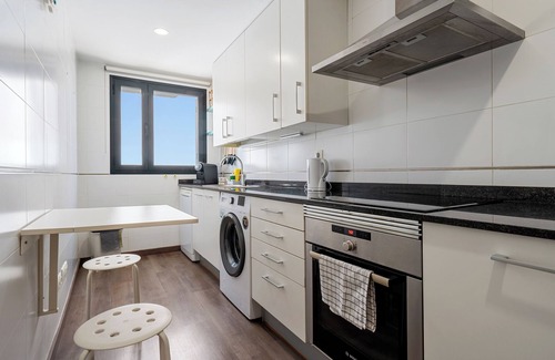El Vendrell Apartment | Apartment 'Sunset- Spa and Bbq' with Sea View, Wi-Fi and Air Conditioning