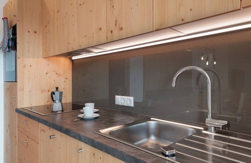 San Lorenzo di Sebato Apartment | Apartment 'Sunset' with Mountain View, Private Terrace and Wi-Fi