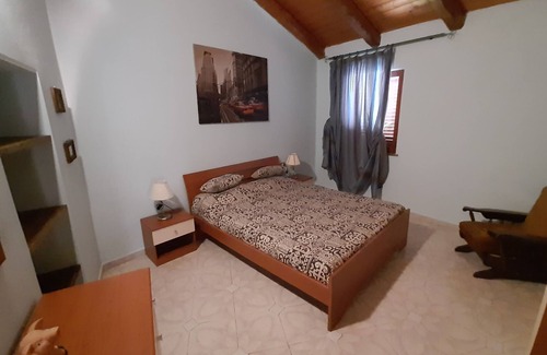 Montecani Apartment | Apartment surrounded by greenery between Iglesias and Fluminimaggiore.