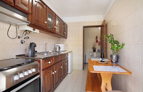 Figueira da Foz Apartment | Apartment 'T0 Grota' with Balcony