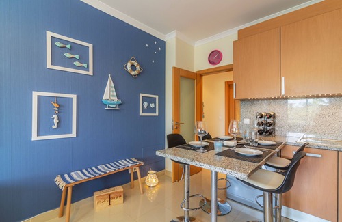 Branqueira Apartment | Apartment 'T1 Albufeira Tranquilidade' with Shared Pool, Wi-Fi and Air Conditioning