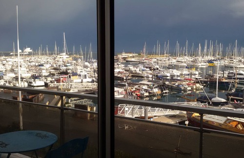 Arcachon Apartment | Apartment T3 with superb view of the basin and the marina