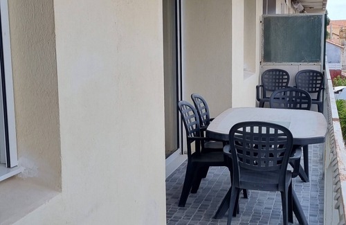 Valras-Plage Apartment | Apartment T4,air-conditioned,3bedroom,sleeps 8, Narbonne, Montpellier, Cap d'Agde