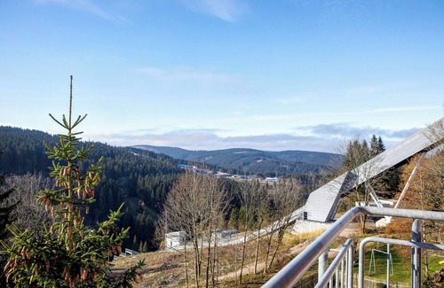Oberhof Apartment | Apartment 'Tannenblick 7-4' with Mountain View, Shared Garden and Wi-Fi