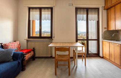 Arona Apartment | Apartment 'Terrazza' with Lake View, Private Terrace and Wi-Fi