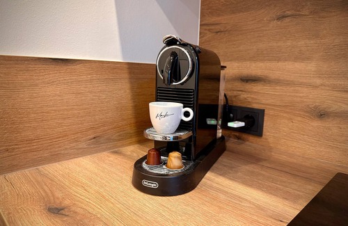 Hildesheim District Apartment | Apartment 'The Pureness 1' with Shared Garden, Balcony and Wi-Fi