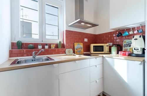 Municipio 5 Apartment | Apartment 'The Tiny House 70128' with Balcony, Wi-Fi and Air Conditioning