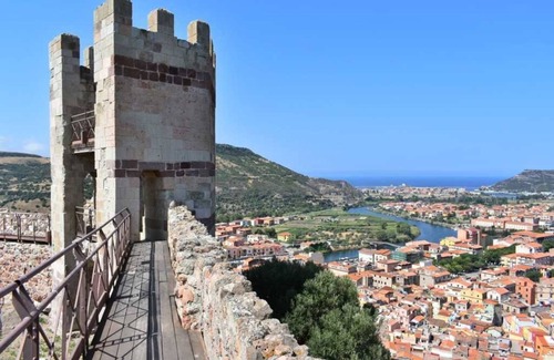 Bosa Marina Apartment | Apartment "The Tower" 2 rooms, 1 min walk to the beach!