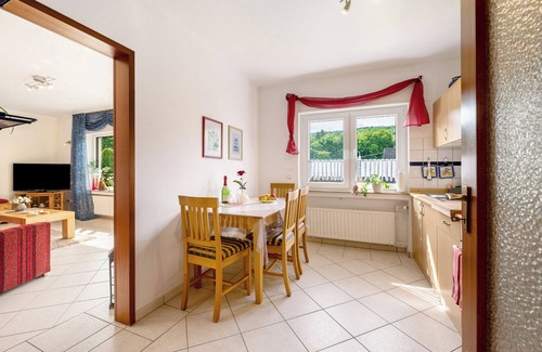 Wimbach Apartment | Apartment 'Tibo' with Private Terrace, Private Garden and Wi-Fi