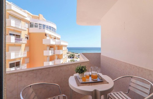 Armacao de Pera Apartment | Apartment Torre Sol 407 - Vista Mar on the Beach with Sea View, Pool, Garden & Balcony