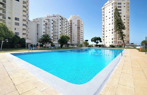 Armacao de Pera Apartment | Apartment Torre Sol 1006 - Vista Mar with Garden & Balcony