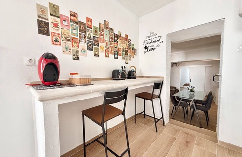 Antequera Apartment | Apartment 'Tortola I' with Private Garden, Wi-Fi and Air Conditioning