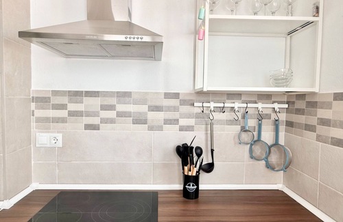 Antequera Apartment | Apartment 'Tortola I' with Private Garden, Wi-Fi and Air Conditioning