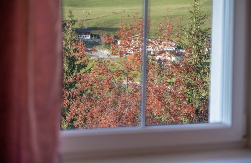 Terento Apartment | Apartment “Treyer 7 Typ A” with Mountain View, Wi-Fi, Balcony & Garden