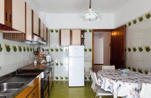 Gaggi Apartment | Apartment 'tra mare e montagna' with Mountain View, Terrace & Balcony