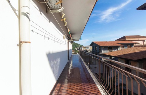 Gaggi Apartment | Apartment 'tra mare e montagna' with Mountain View, Terrace & Balcony