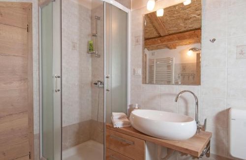Zvonece Apartment | Apartment Tre Rose by Interhome