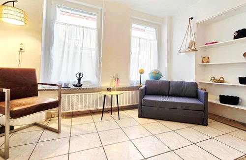 Alt-Heiligkreuz Apartment | Apartment Trier-Heiligkreuz | close to the center | home cinema
