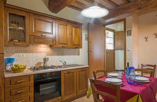 Orentano Apartment | Apartment Trilocale by Interhome